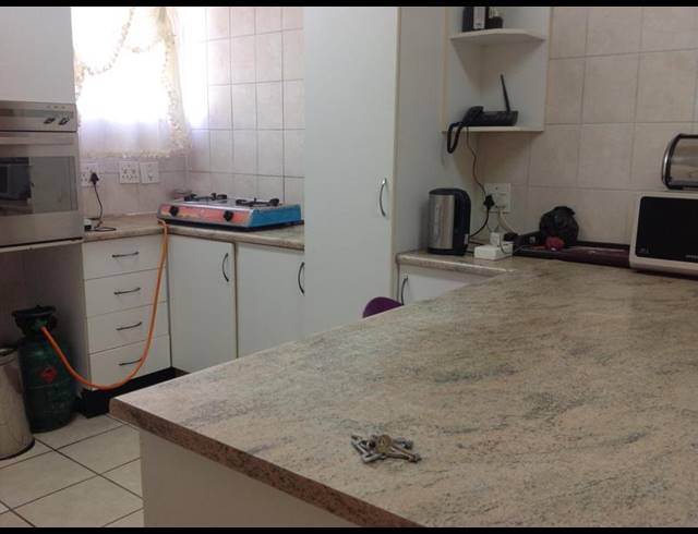 1 BEDROOM APARTMENT FOR SALE IN BELLEVUE